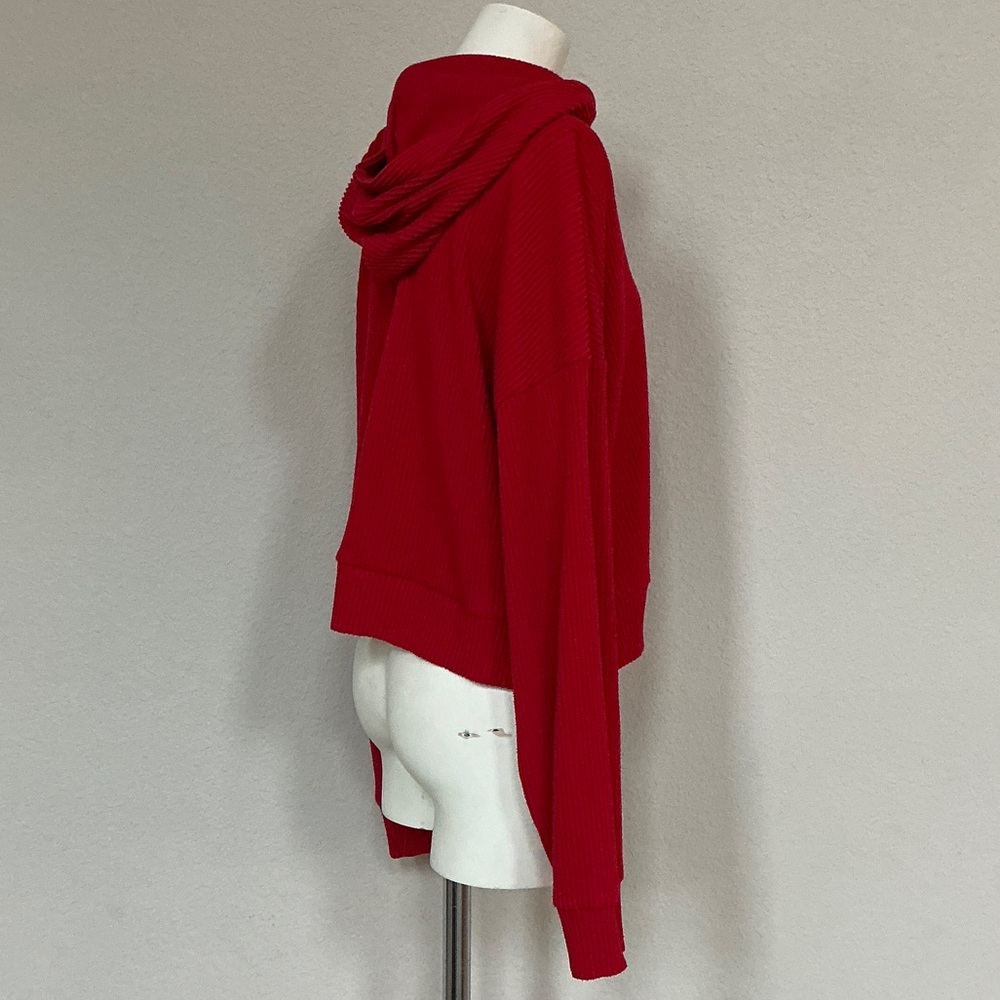 ALO YOGA Muse Rib Knit Hooded Sweatshirt In Scarlet Red - Picture 7 of 11